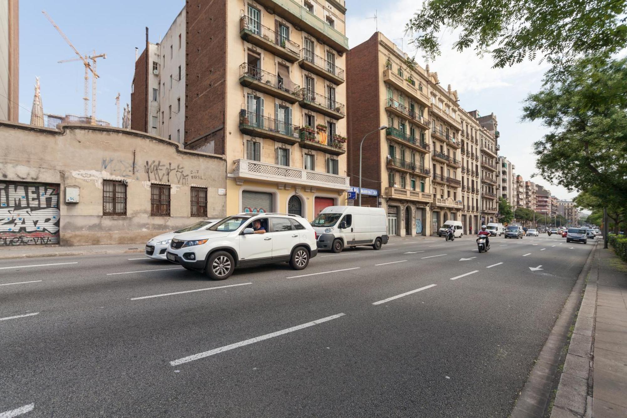 Housalia Sagrada Familia Барселона Екстер'єр фото